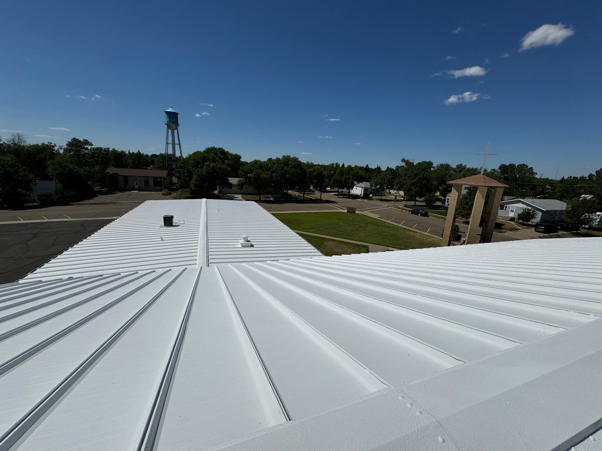 Gallery photos for Standing Seam Metal Roof Coating Done Right in Beulah ND: Image #5